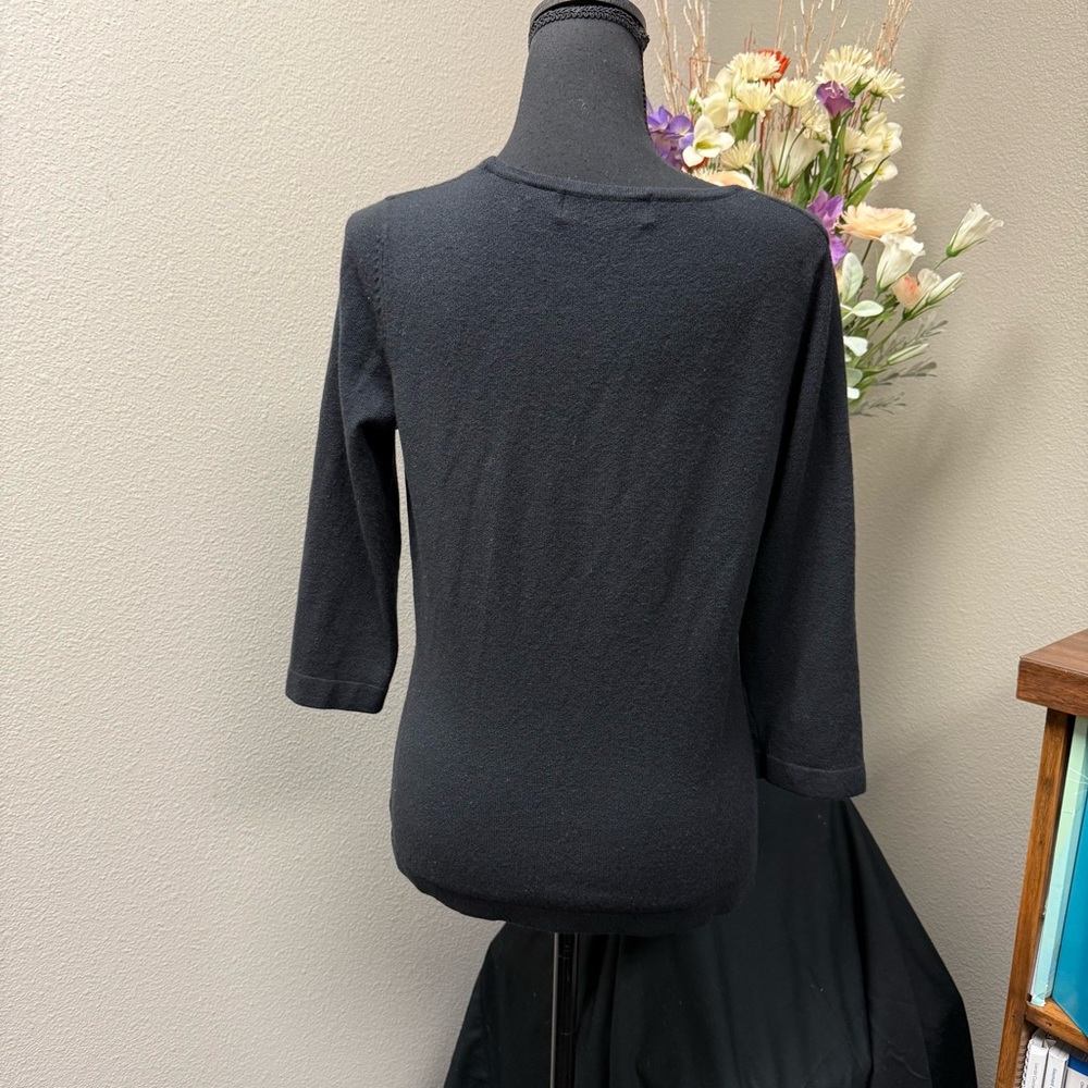 Express World Brand Stretch Black Knit Top Size L – Classic Scoop Neck 3/4 Sleev - Picture 4 of 8